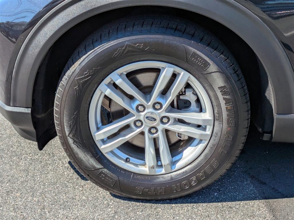 used 2021 Ford Explorer car