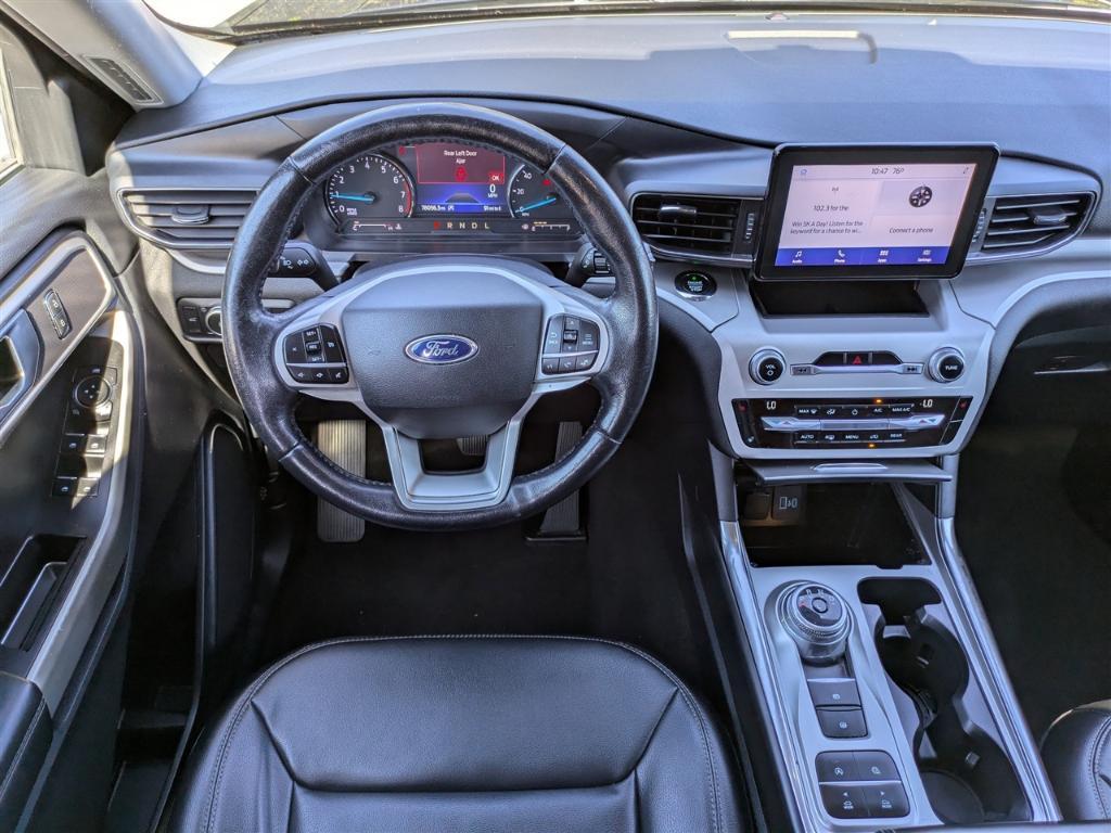 used 2021 Ford Explorer car