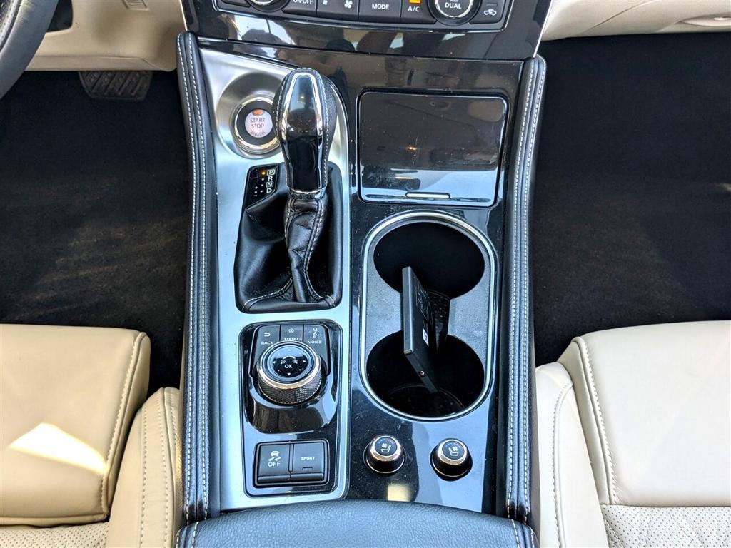 used 2023 Nissan Maxima car