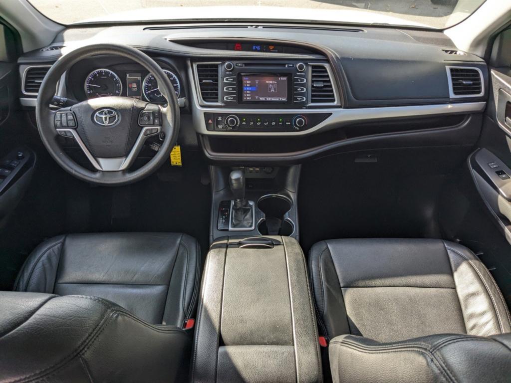 used 2019 Toyota Highlander car, priced at $23,995