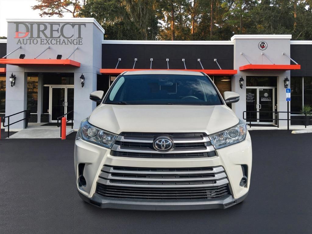 used 2019 Toyota Highlander car, priced at $23,995