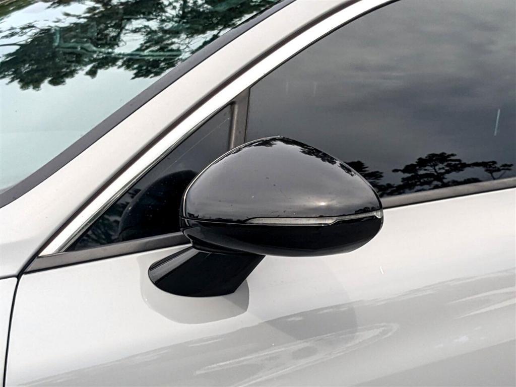 used 2022 Kia K5 car
