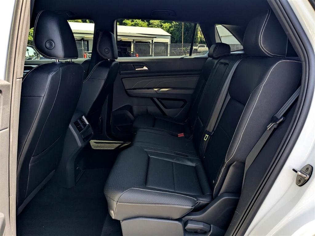 used 2021 Volkswagen Atlas Cross Sport car