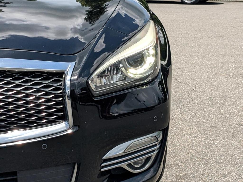 used 2015 INFINITI Q70L car, priced at $18,995