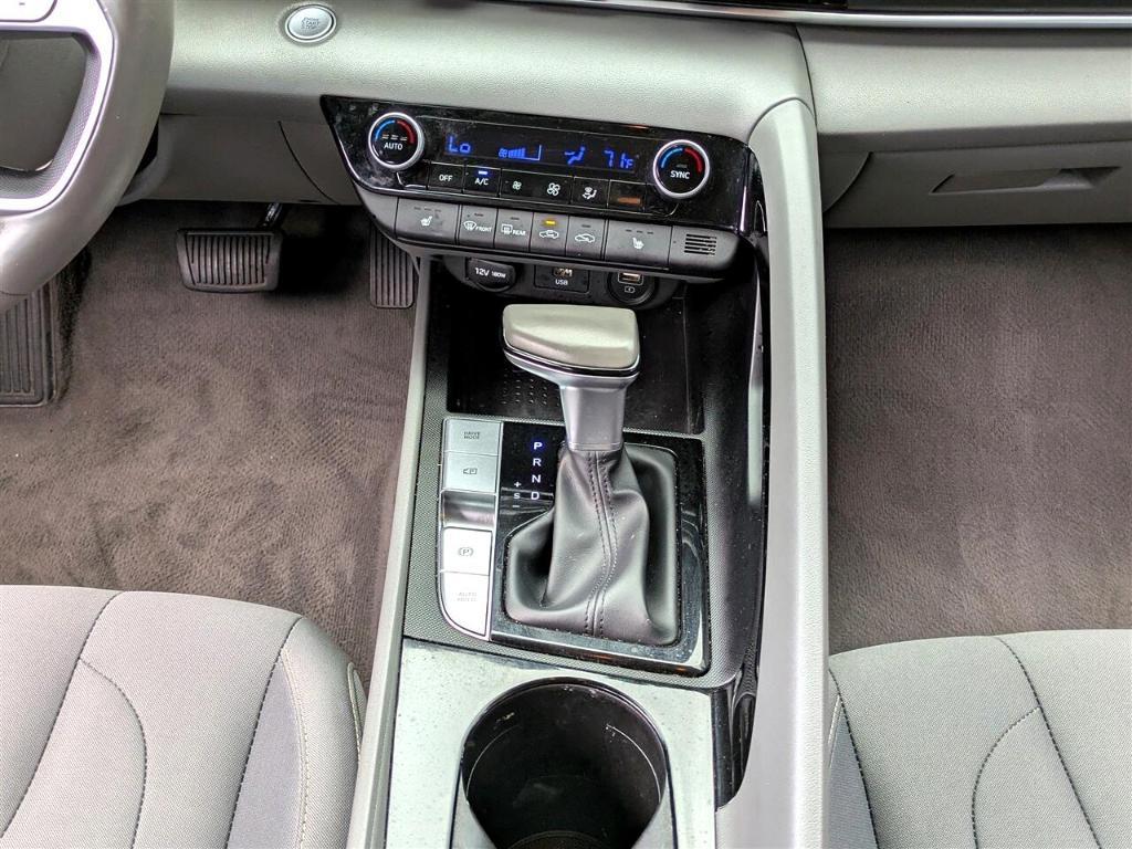 used 2022 Hyundai Elantra car, priced at $18,995