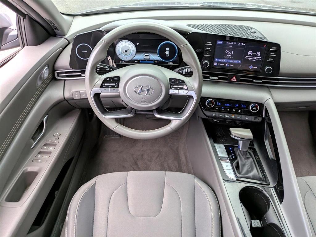used 2022 Hyundai Elantra car, priced at $18,995