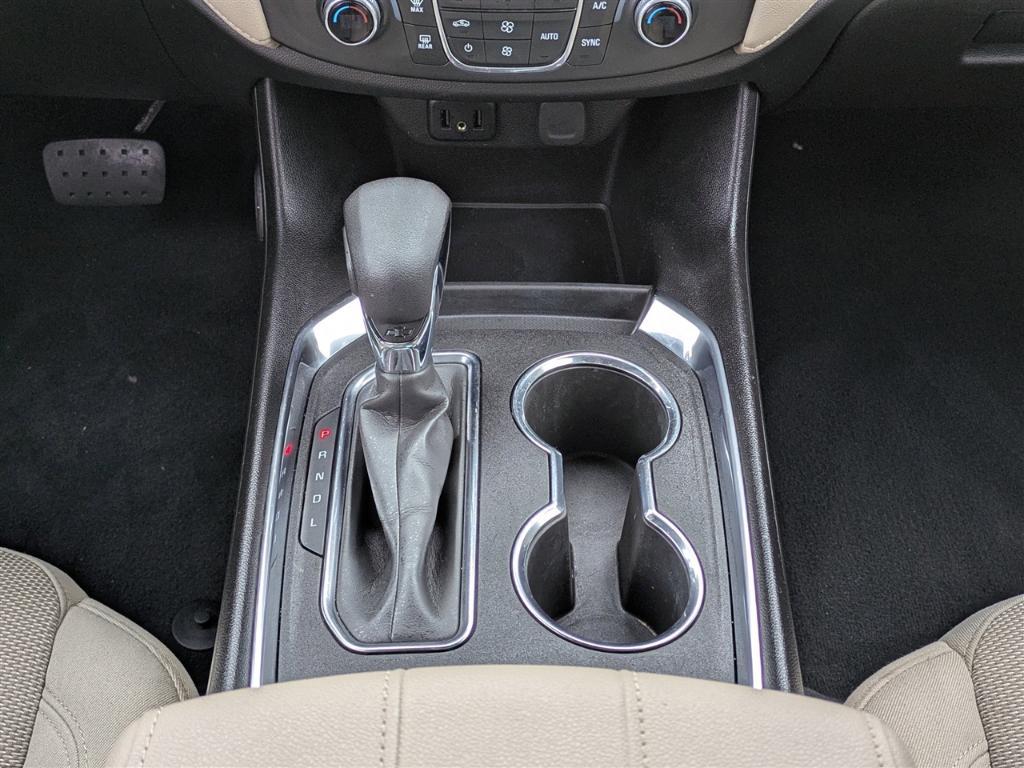 used 2022 Chevrolet Traverse car, priced at $25,995