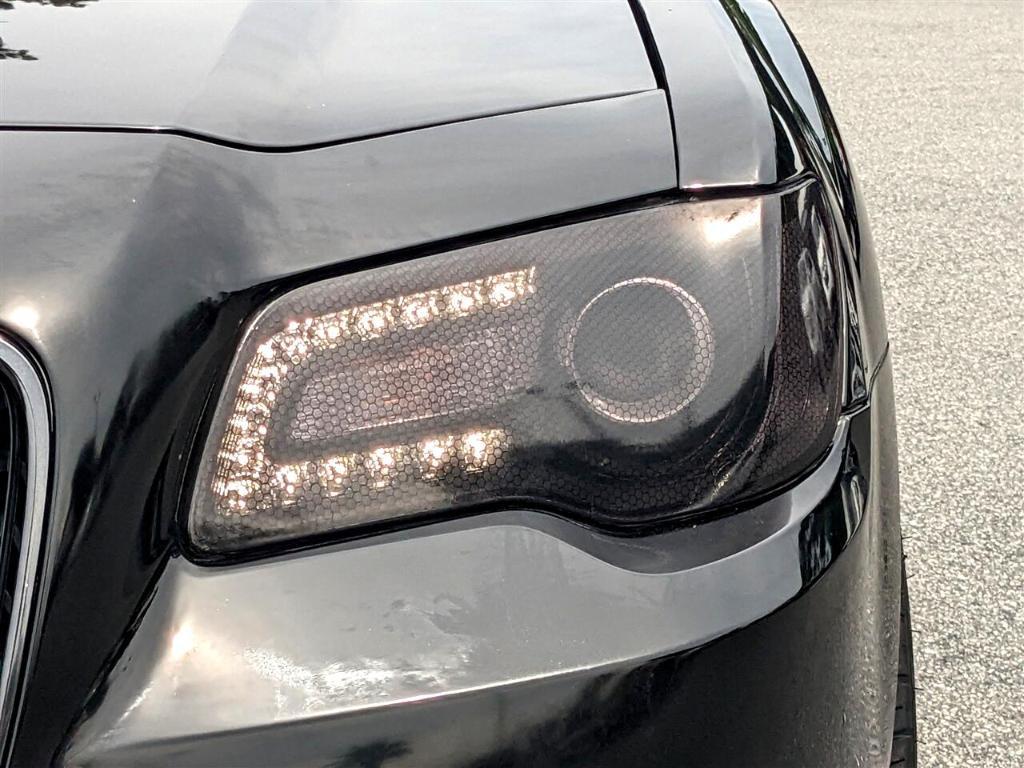 used 2019 Chrysler 300 car