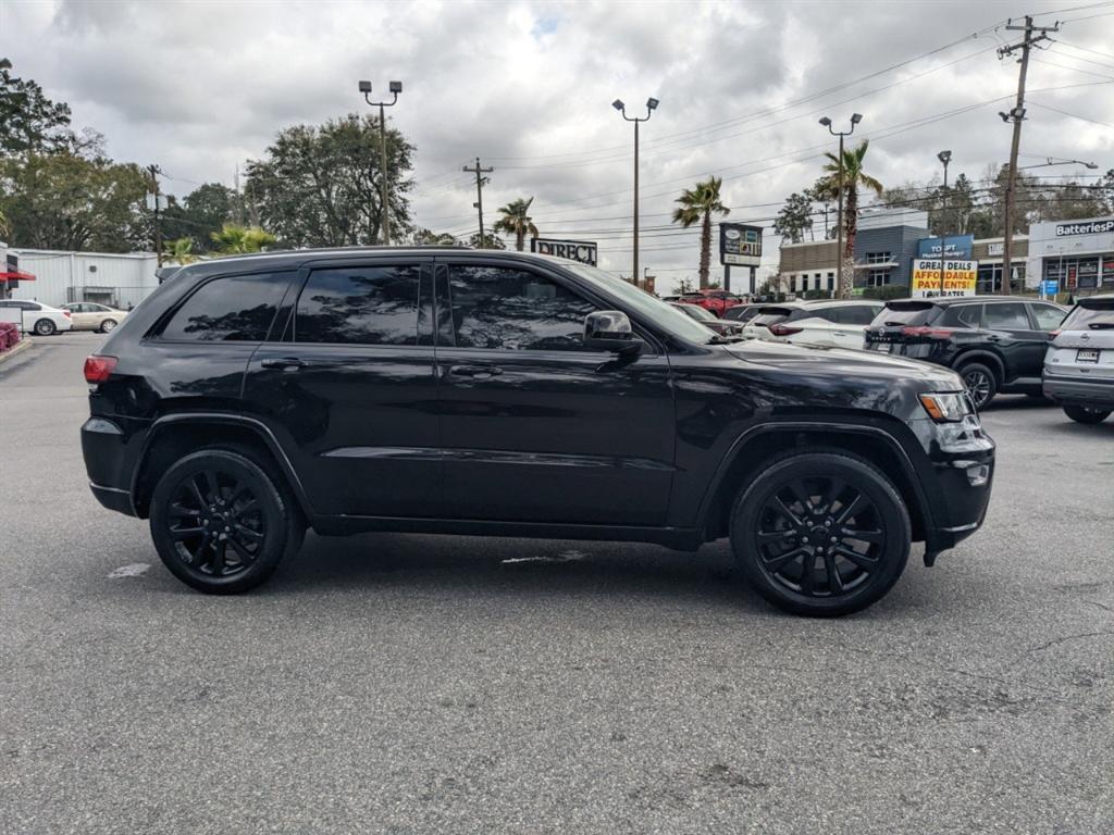 used 2018 Jeep Grand Cherokee car