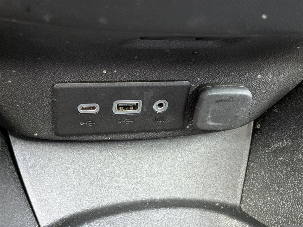 used 2021 Chevrolet Malibu car, priced at $19,995