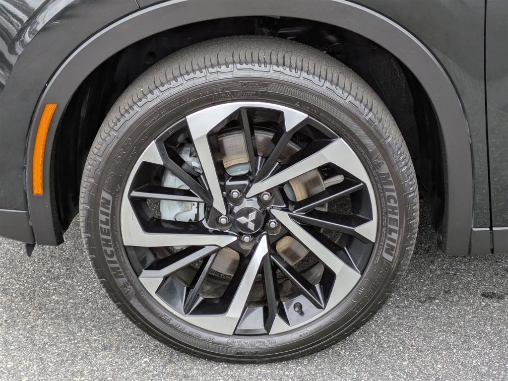 used 2022 Mitsubishi Outlander car, priced at $21,995