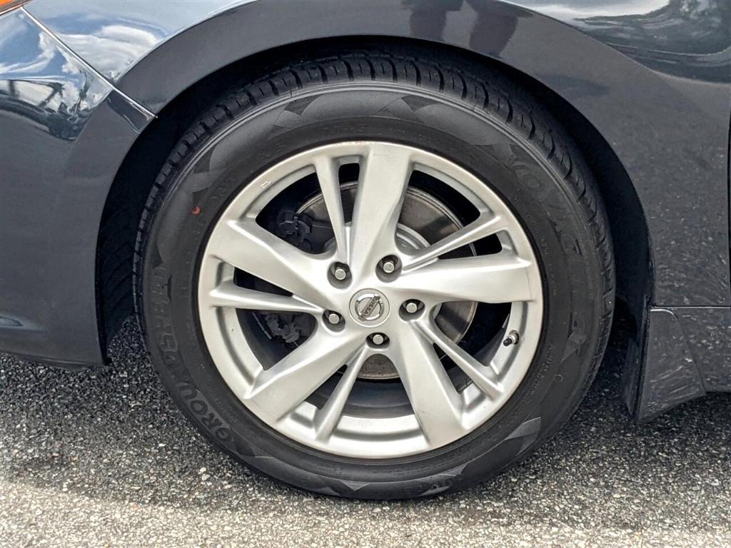 used 2018 Nissan Altima car, priced at $15,995