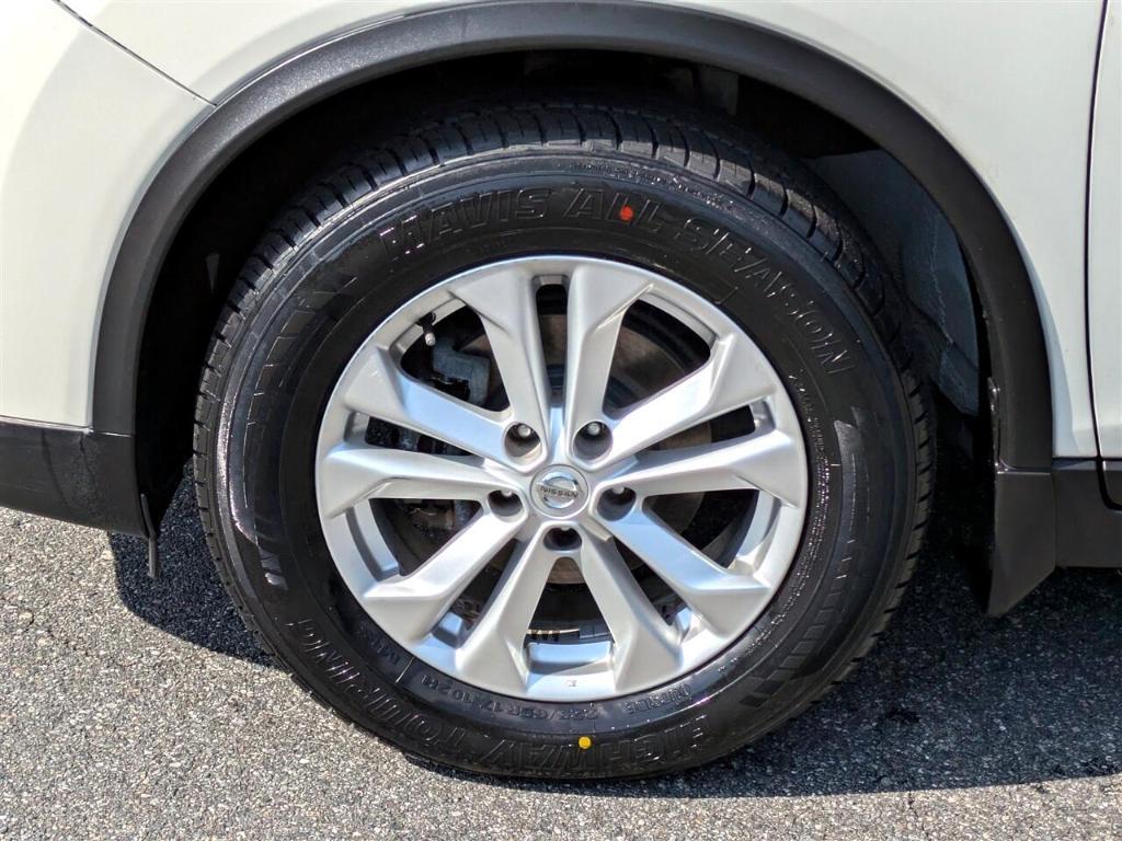 used 2016 Nissan Rogue car