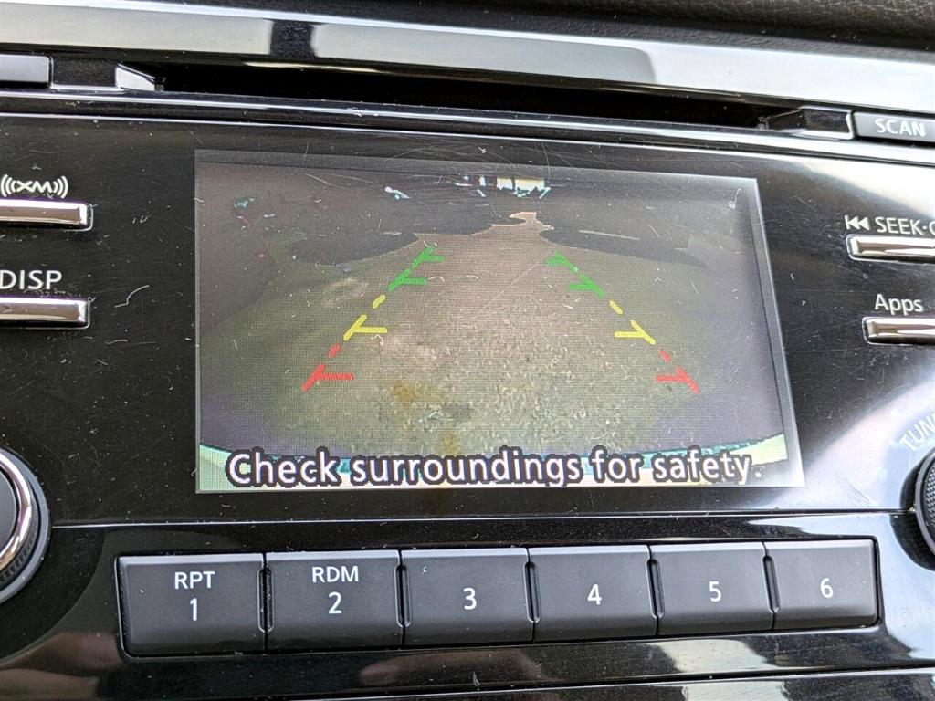 used 2016 Nissan Rogue car
