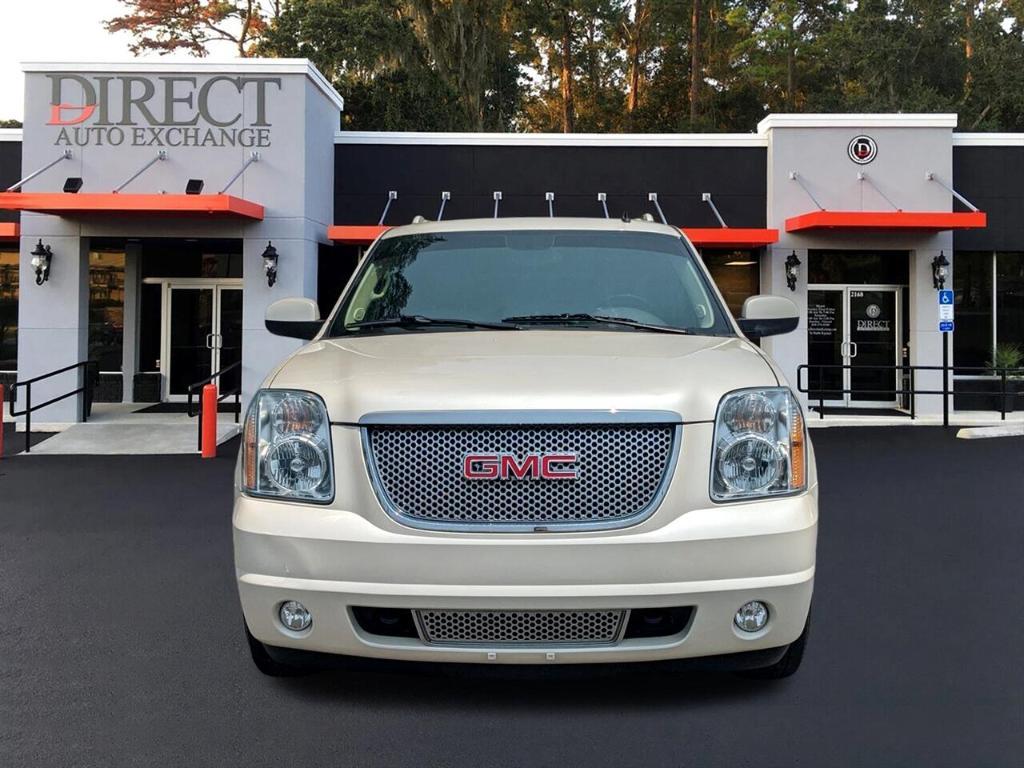 used 2014 GMC Yukon XL car, priced at $19,995