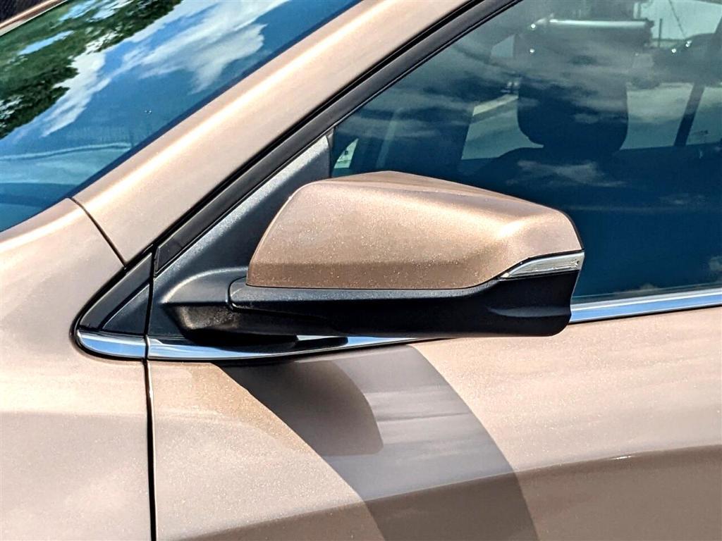 used 2018 Chevrolet Equinox car, priced at $15,995