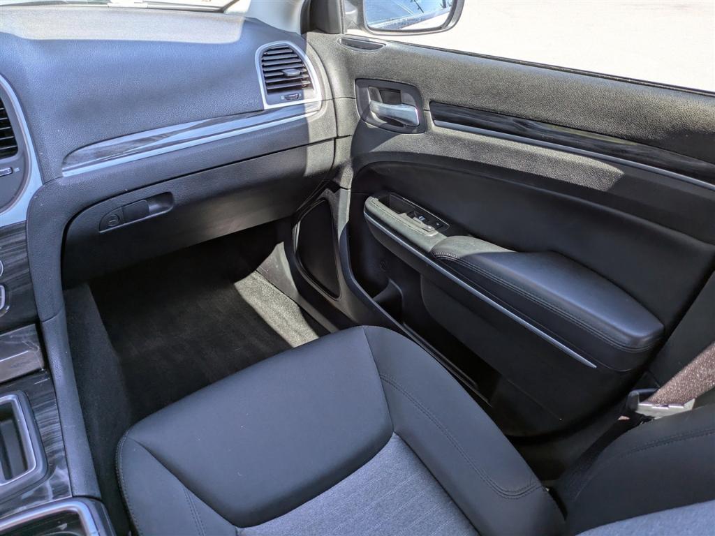 used 2022 Chrysler 300 car, priced at $25,995