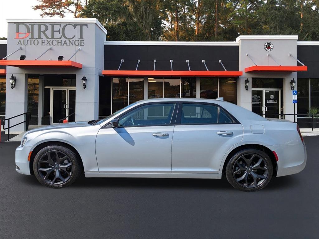 used 2022 Chrysler 300 car, priced at $25,995