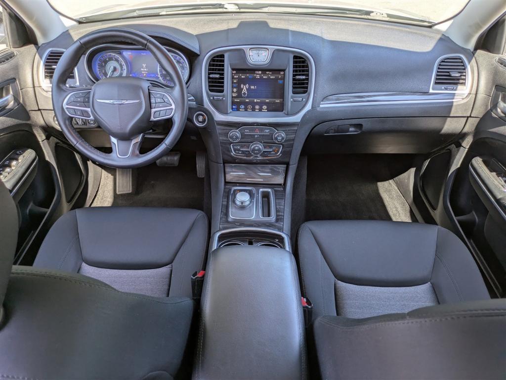 used 2022 Chrysler 300 car, priced at $25,995