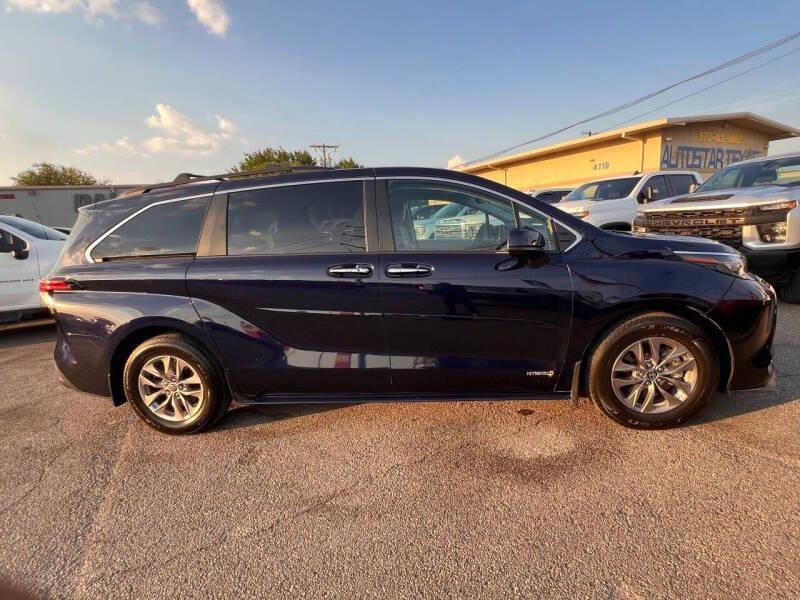 used 2021 Toyota Sienna car, priced at $24,995