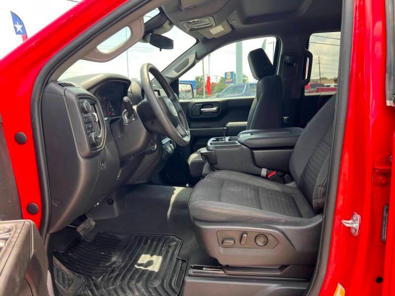 used 2023 Chevrolet Silverado 1500 car, priced at $26,995