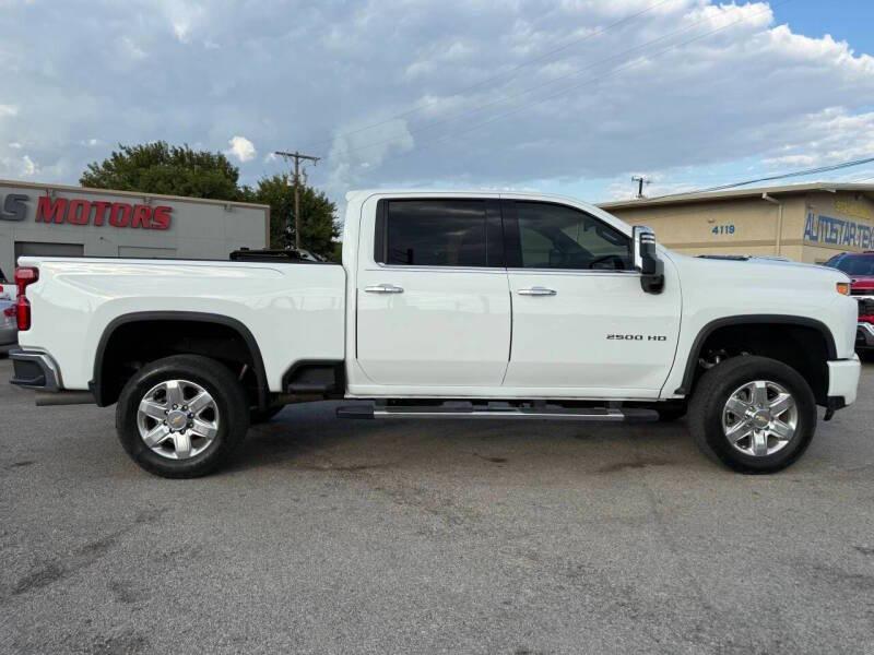 used 2022 Chevrolet Silverado 2500 car, priced at $39,995