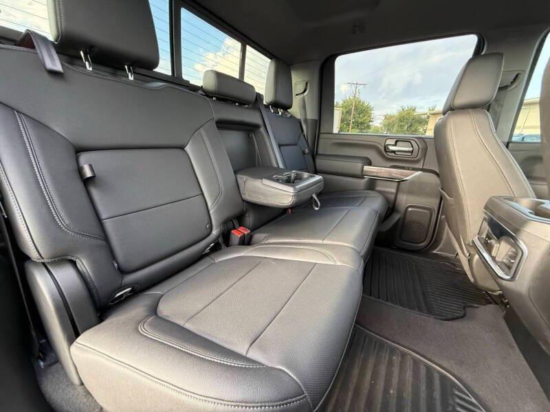 used 2022 Chevrolet Silverado 2500 car, priced at $39,995