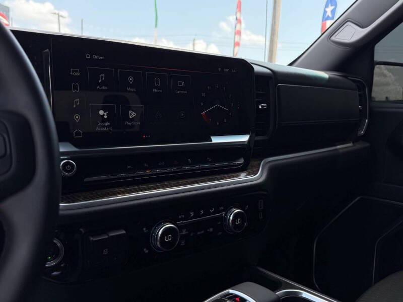 used 2024 GMC Sierra 1500 car, priced at $38,995