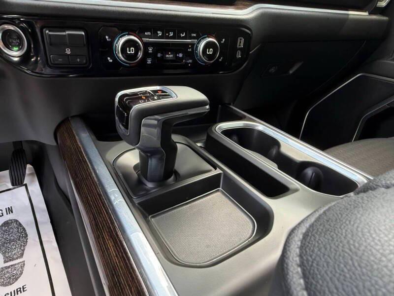 used 2024 GMC Sierra 1500 car, priced at $38,995