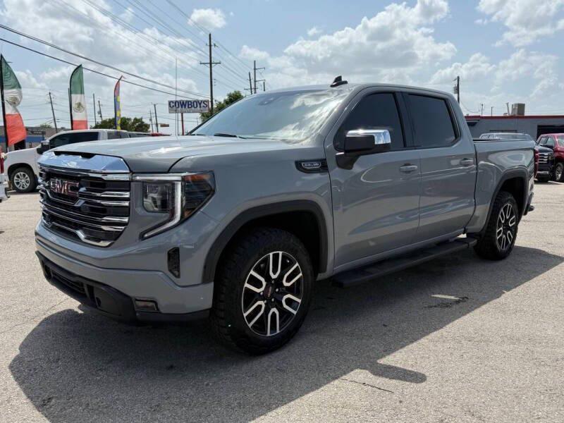used 2024 GMC Sierra 1500 car, priced at $38,995