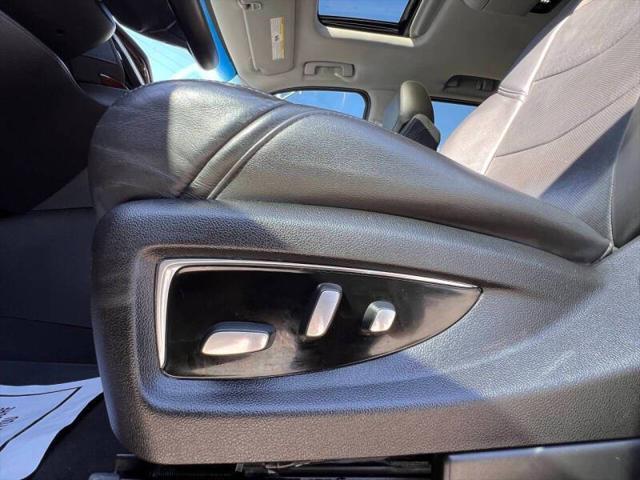 used 2019 Cadillac Escalade ESV car, priced at $26,995