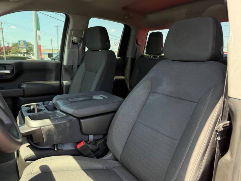 used 2023 GMC Sierra 1500 car, priced at $33,995