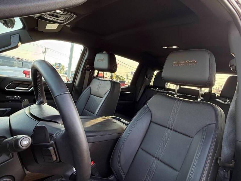 used 2024 Chevrolet Silverado 1500 car, priced at $41,995