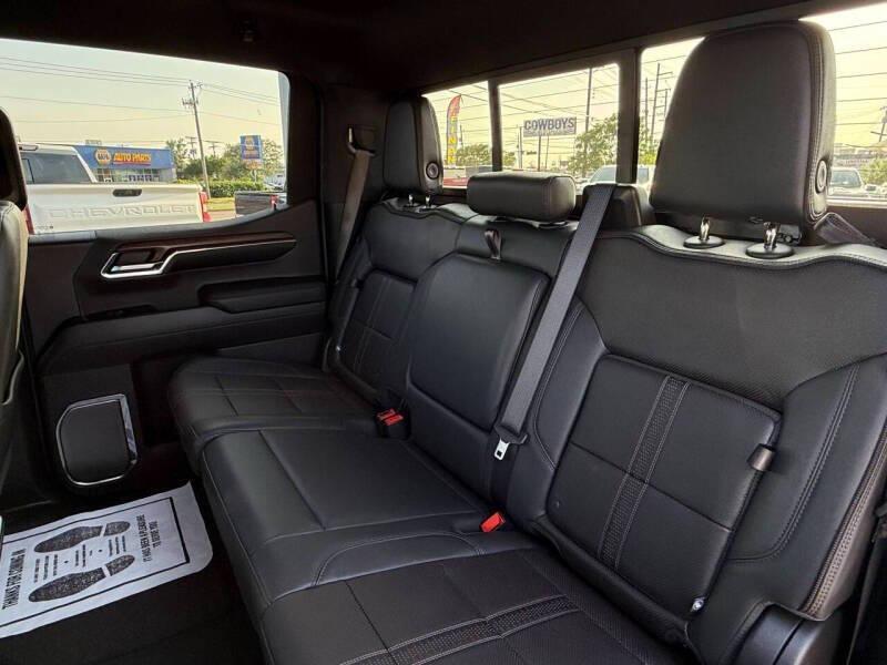 used 2024 Chevrolet Silverado 1500 car, priced at $41,995
