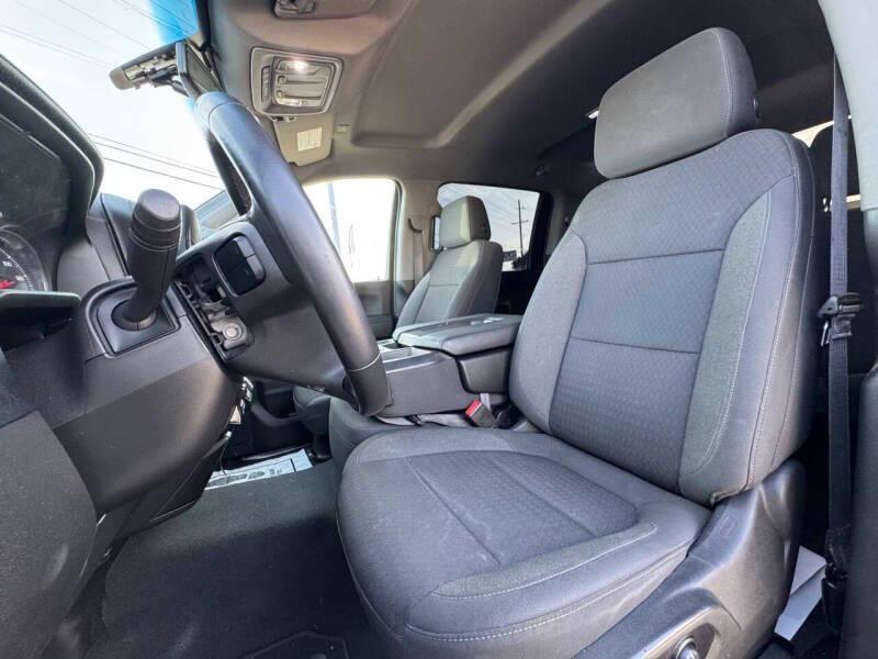 used 2022 Chevrolet Silverado 2500 car, priced at $35,995