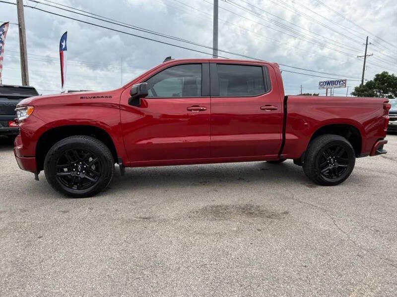 used 2025 Chevrolet Silverado 1500 car, priced at $34,995