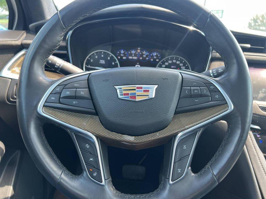 used 2017 Cadillac XT5 car, priced at $14,995