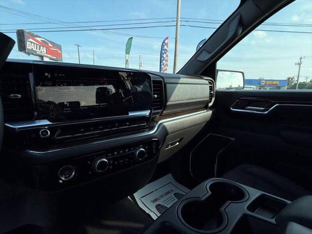 used 2024 GMC Sierra 1500 car, priced at $31,995