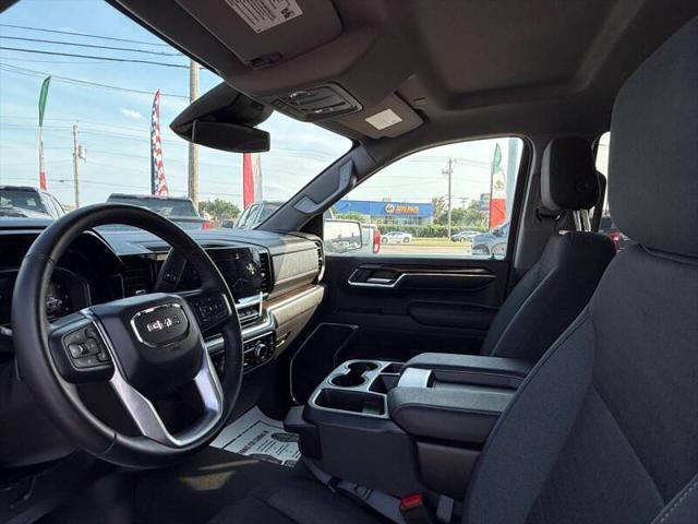 used 2024 GMC Sierra 1500 car, priced at $31,995