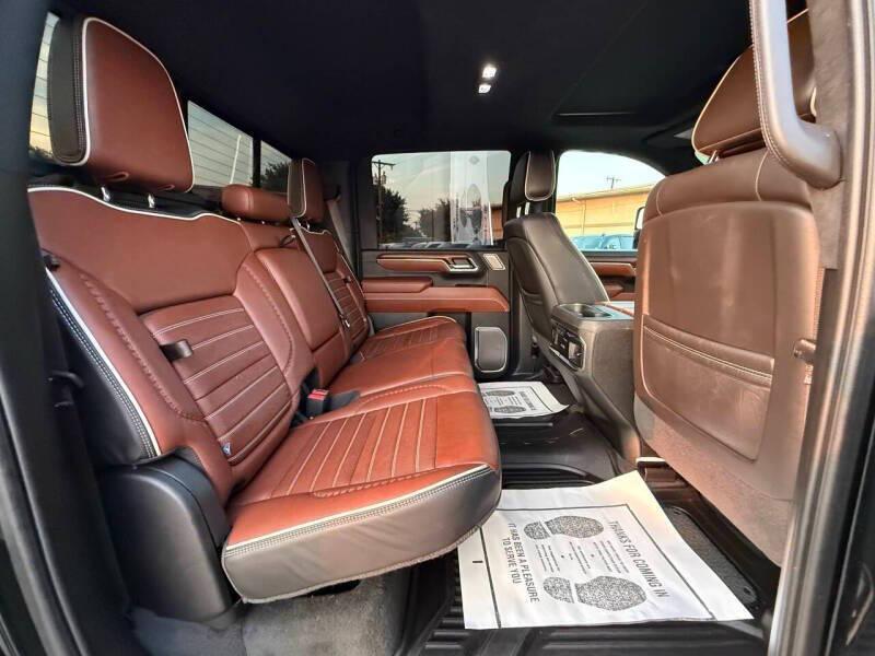 used 2024 GMC Sierra 2500 car, priced at $59,995