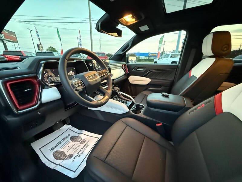 used 2024 GMC Canyon car, priced at $34,995