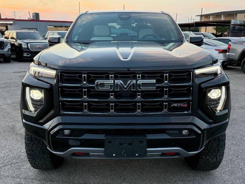 used 2024 GMC Canyon car, priced at $34,995