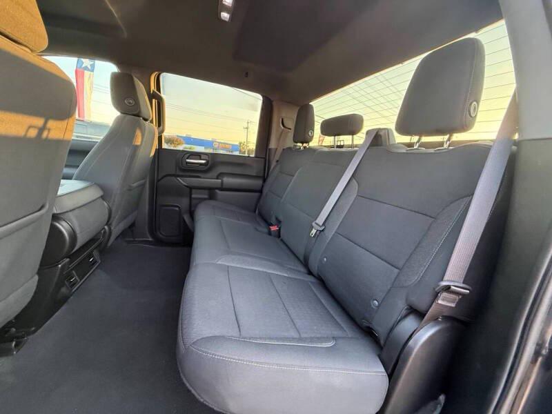 used 2024 Chevrolet Silverado 2500 car, priced at $34,995
