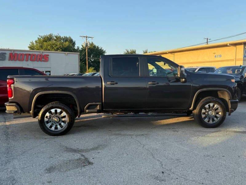 used 2024 Chevrolet Silverado 2500 car, priced at $34,995