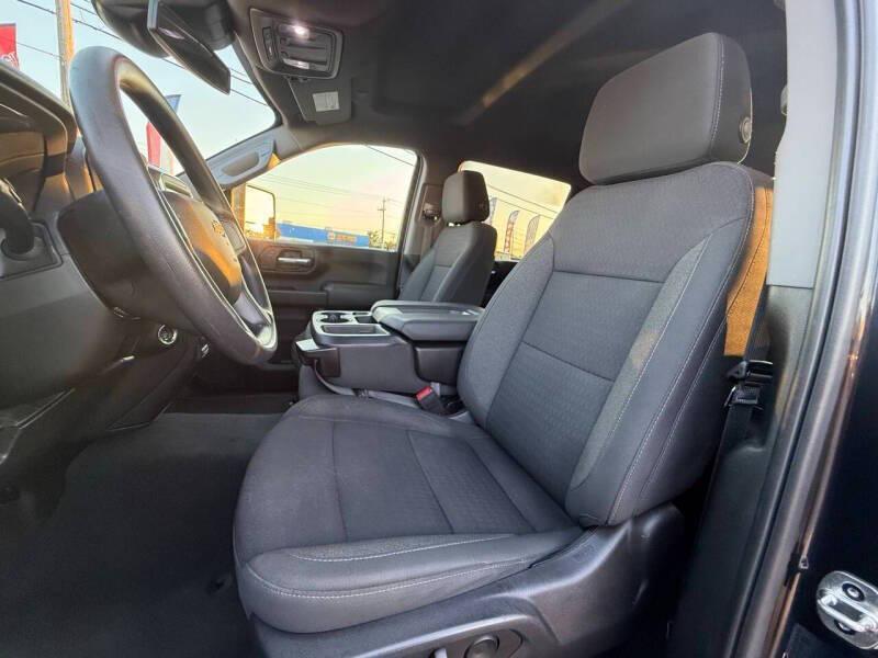 used 2024 Chevrolet Silverado 2500 car, priced at $34,995