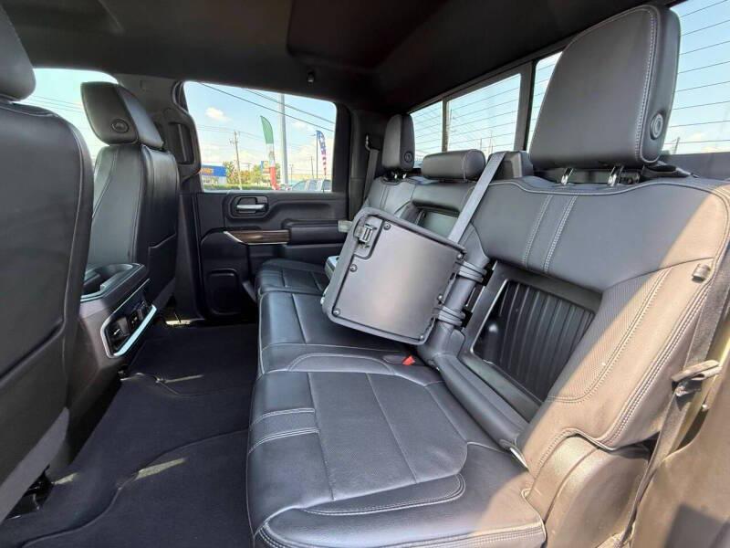 used 2022 Chevrolet Silverado 3500 car, priced at $39,995