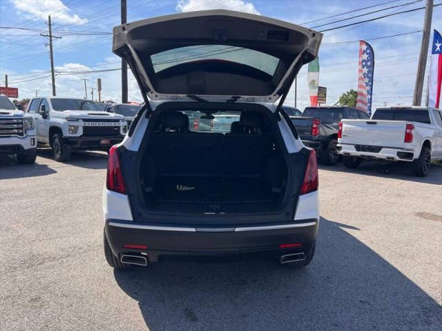 used 2020 Cadillac XT5 car, priced at $15,995