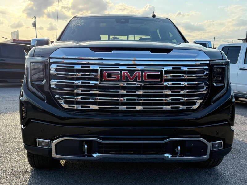 used 2024 GMC Sierra 1500 car, priced at $42,995