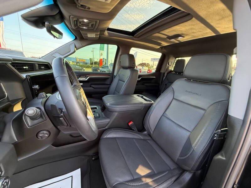 used 2024 GMC Sierra 1500 car, priced at $42,995