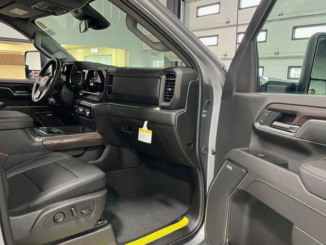 new 2025 GMC Sierra 3500 car, priced at $75,455